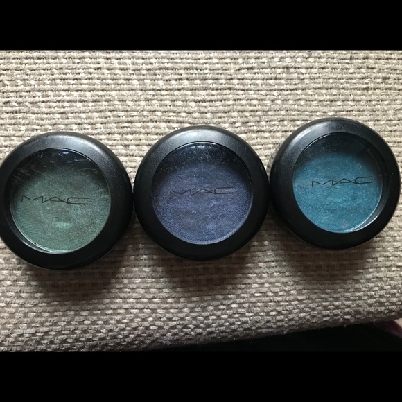 MAC LE eyeshadow - Picture 1 of 3